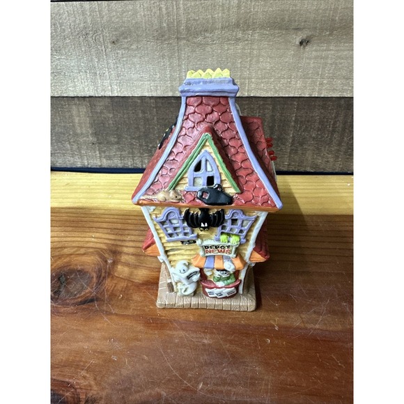 Vintage Midwest Creepy Hollow Train Depot Halloween Decoration Light Up W/ Sound - Picture 2 of 7